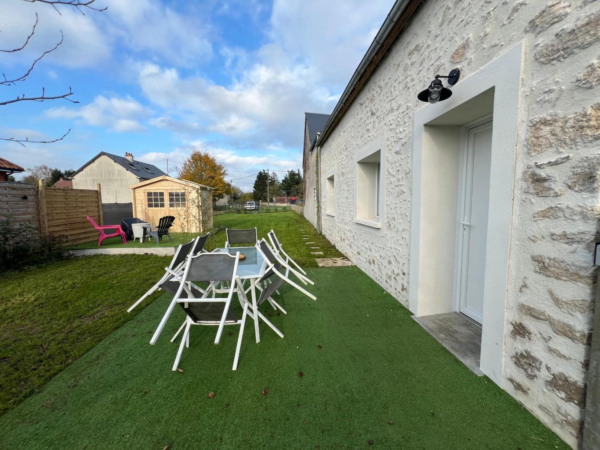 Maison/Appartement Avec Jardin Saint-Denis-en-Val Esterno foto